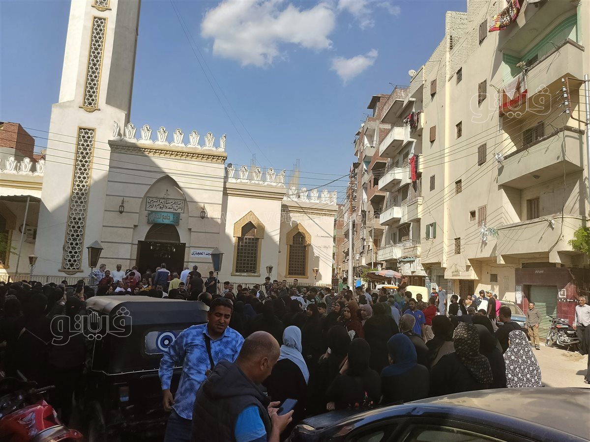 جنازه روان ناصر، فيتو 