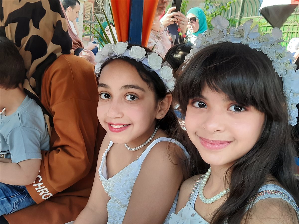 أميرات الفراولة، فيتو