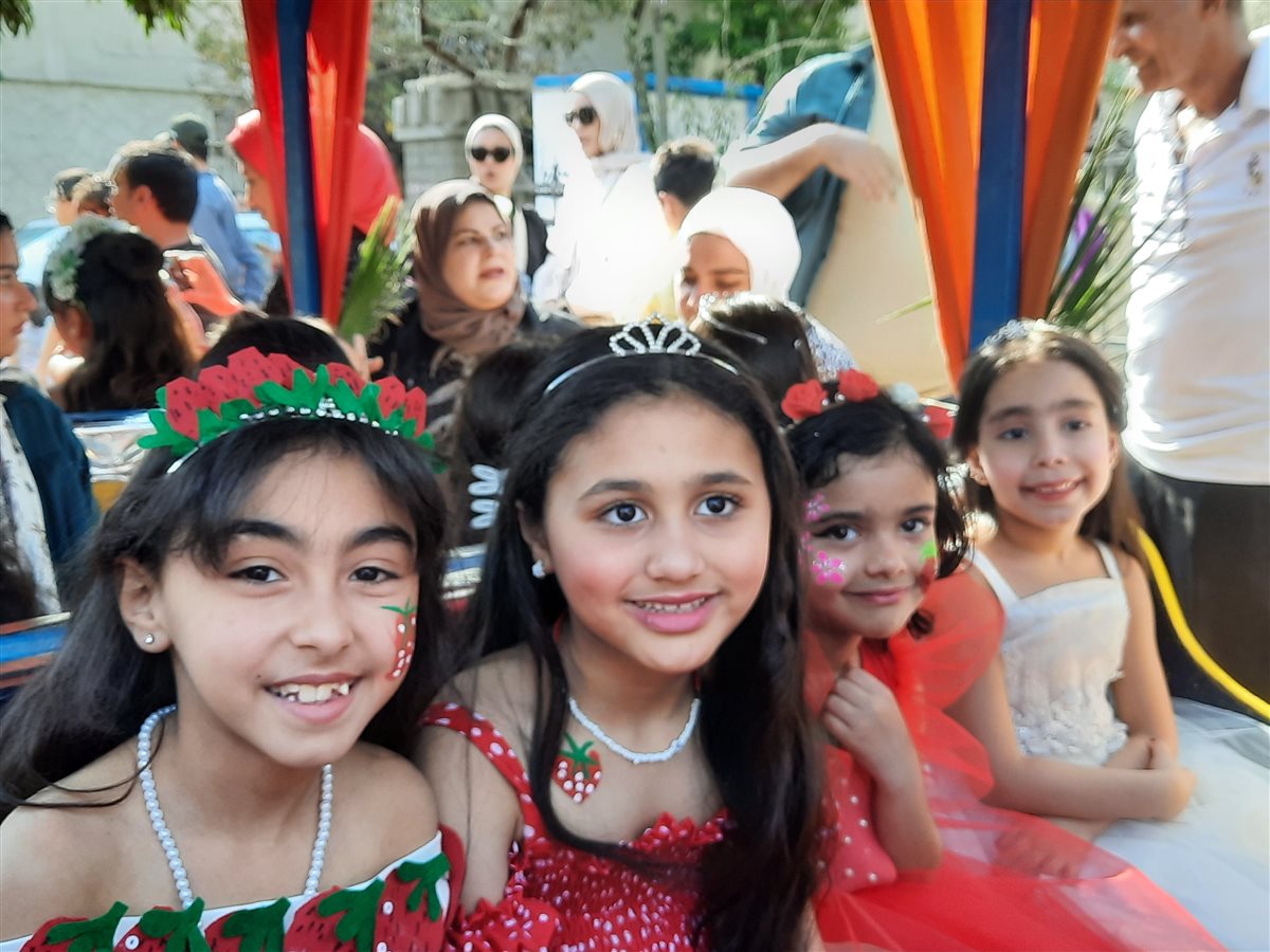 أميرات الفراولة، فيتو