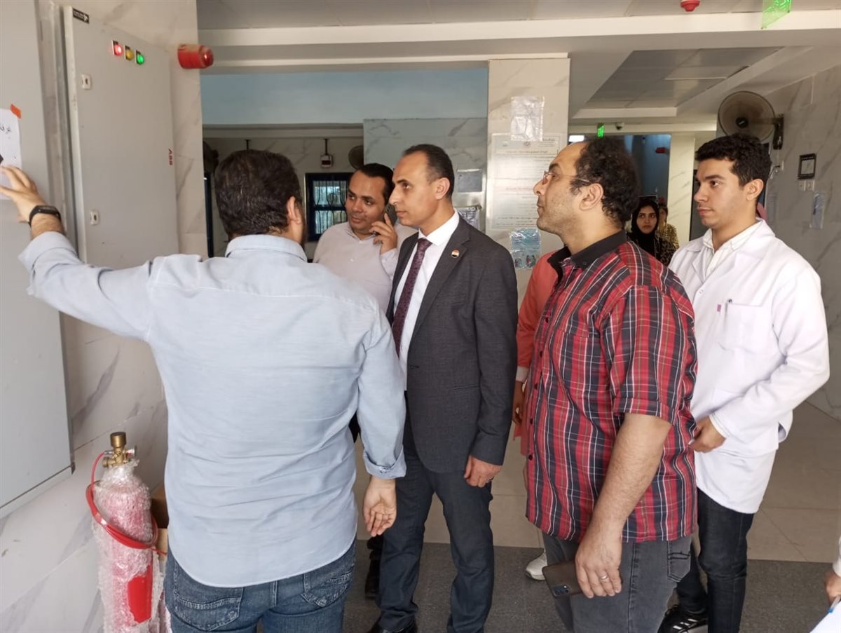وكيل وزارة الصحة بالشرقية بفاحئ مستشفى ابوكبير المركزي ليلا