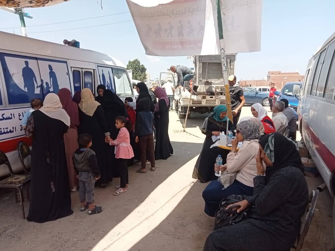 جانب من العيادات المتنقلة،فيتو