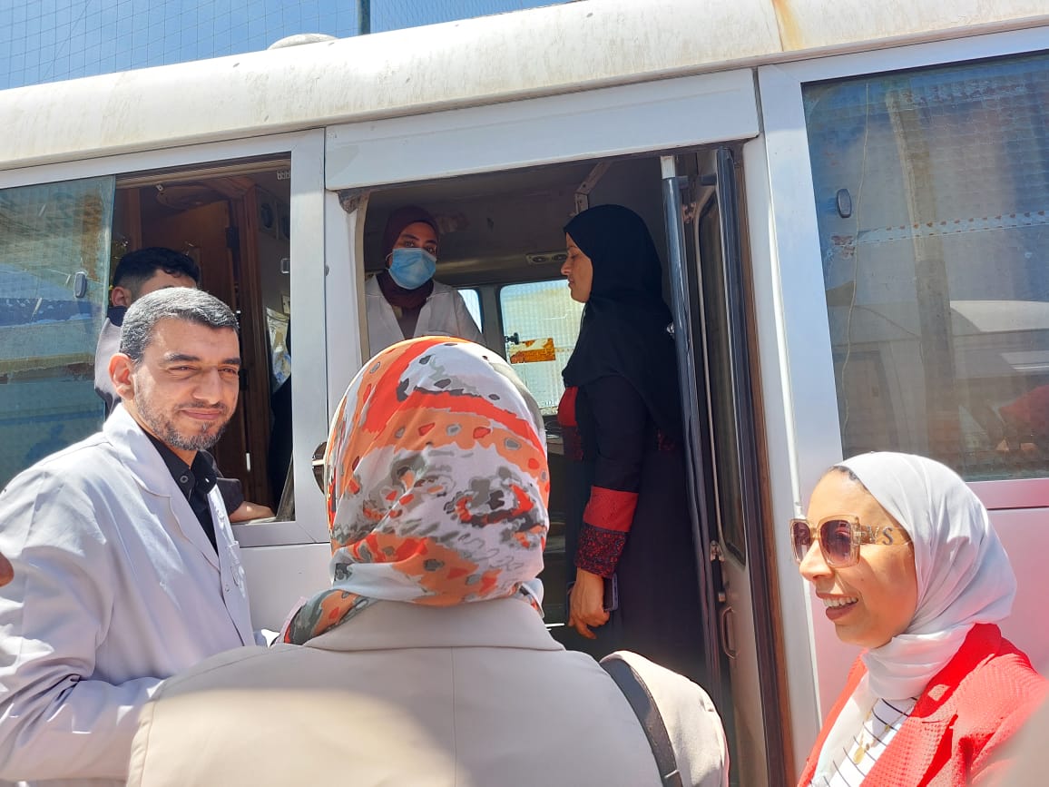 جانب من العيادات المتنقلة،فيتو