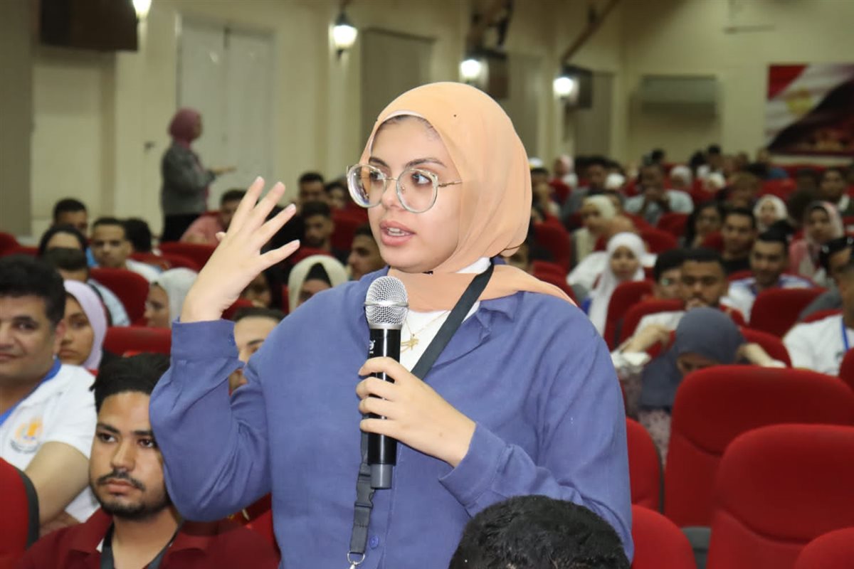 الملتقى الحواري لطلاب الجامعات