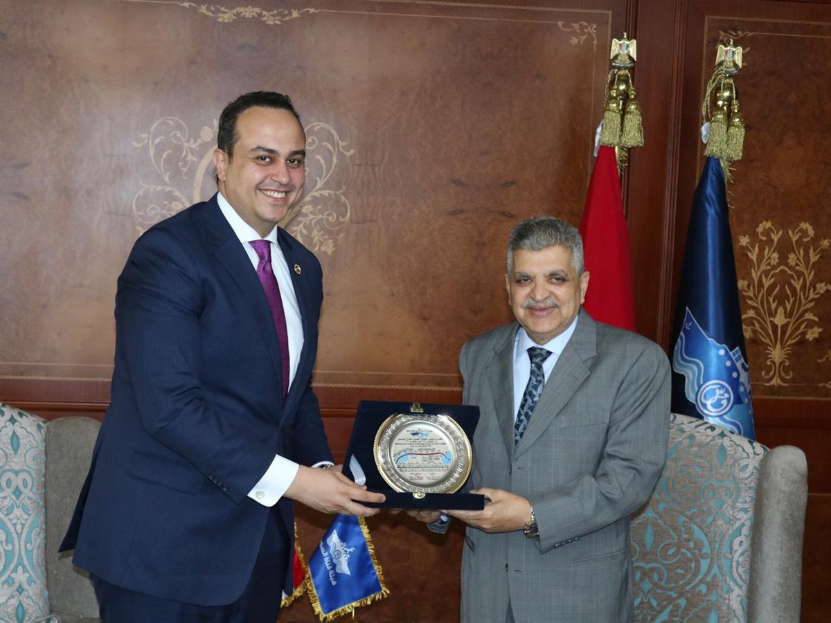 جانب من اللقاء، فيتو