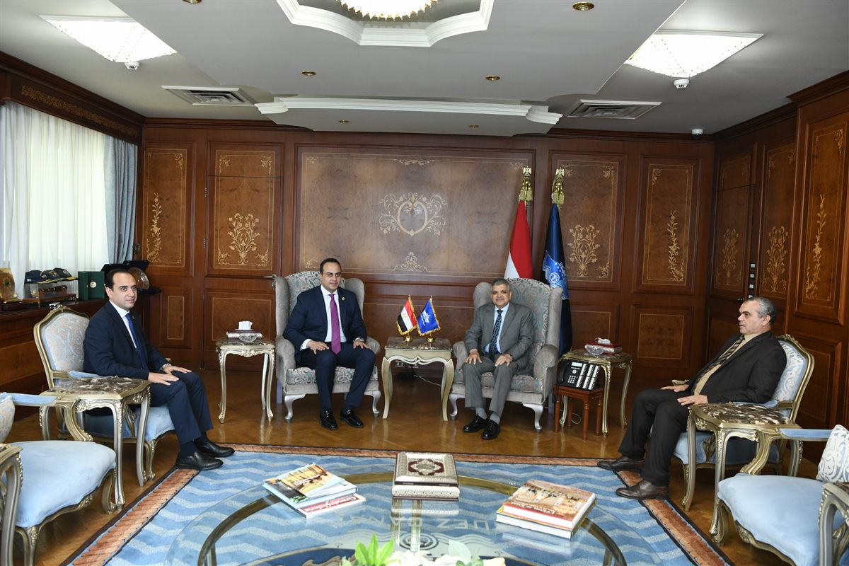 جانب من اللقاء، فيتو