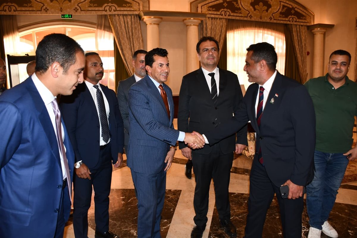 أشرف صبحي يفتتح البطولة العربية للجولف للناشئين والناشئات بمشاركة 12 دولة