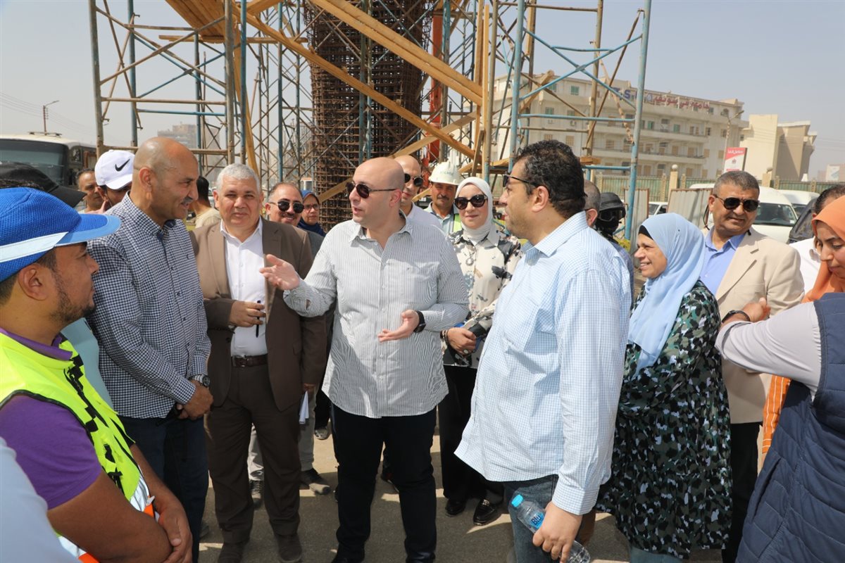 محافظ بني سويف يتفقد مشروع كوبري الشاملة