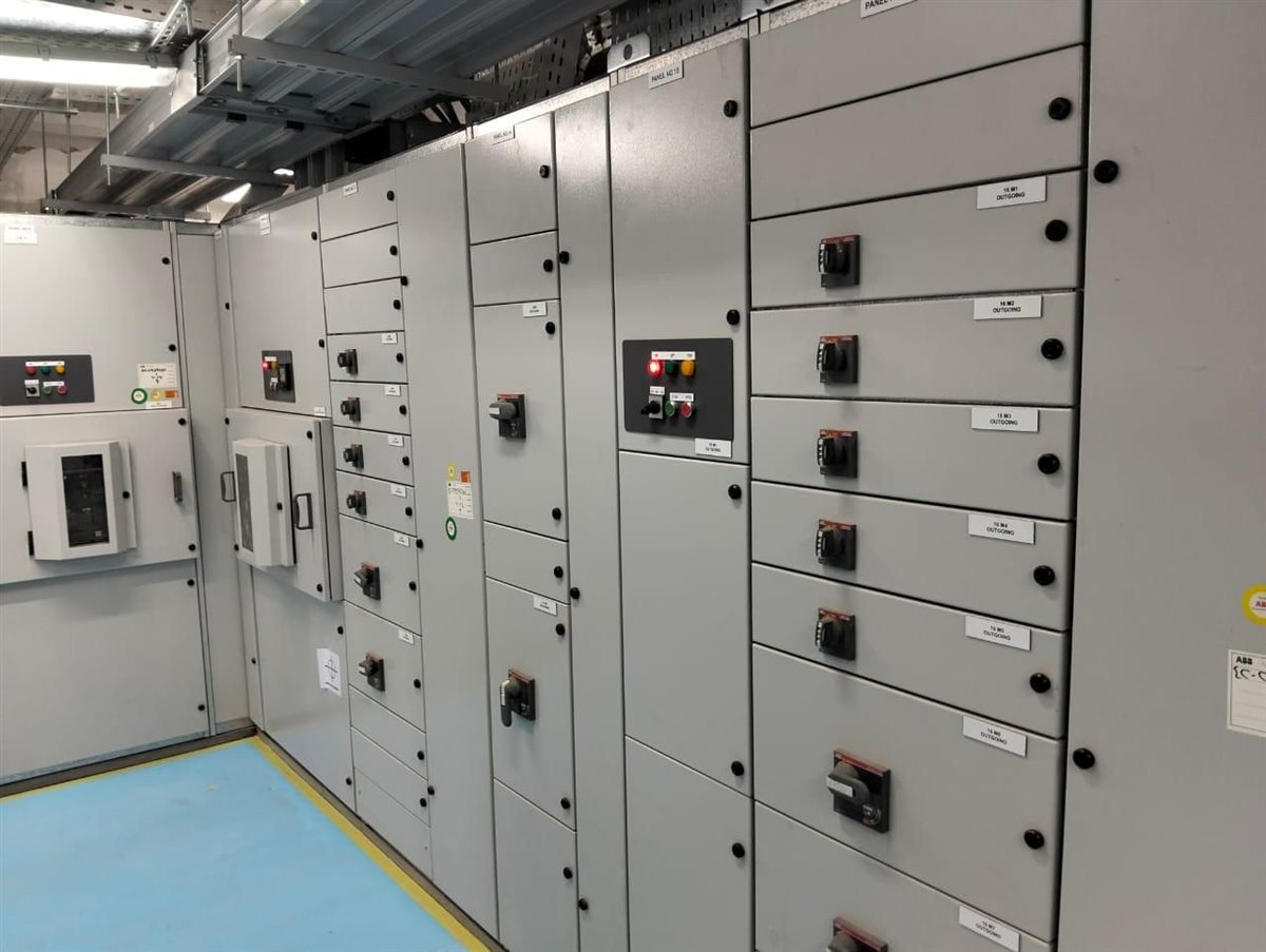 محطة كهرباء جديدة بمستشفى أبو الريش