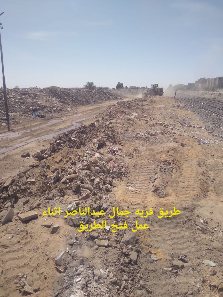 جانب من فتح الطريق وتمهيده، فيتو