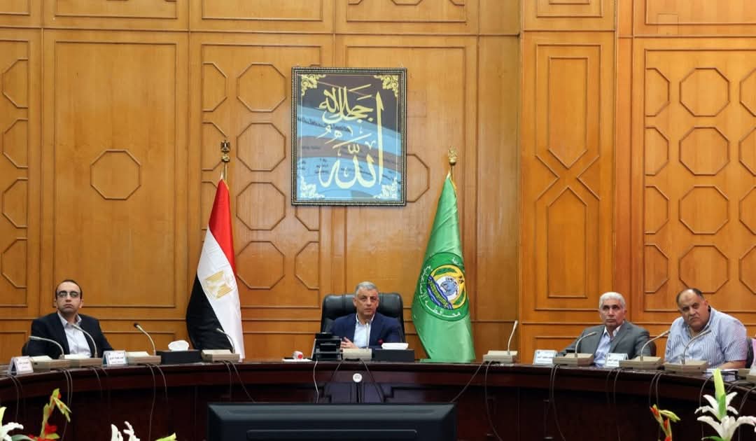 جانب من الاجتماع، فيتو