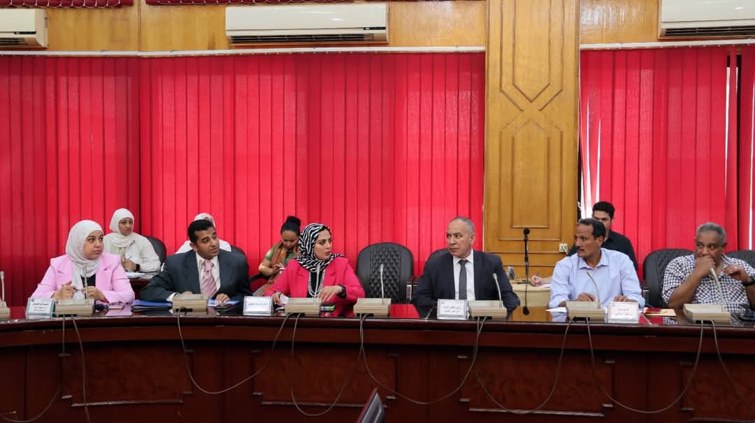 جانب من الاجتماع، فيتو