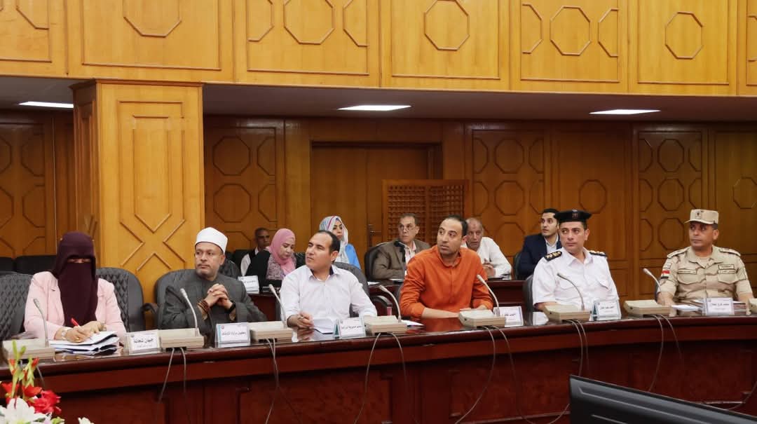 جانب من الاجتماع، فيتو