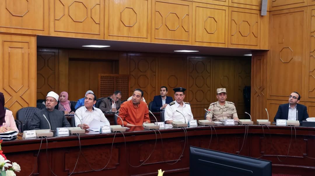 جانب من الاجتماع، فيتو