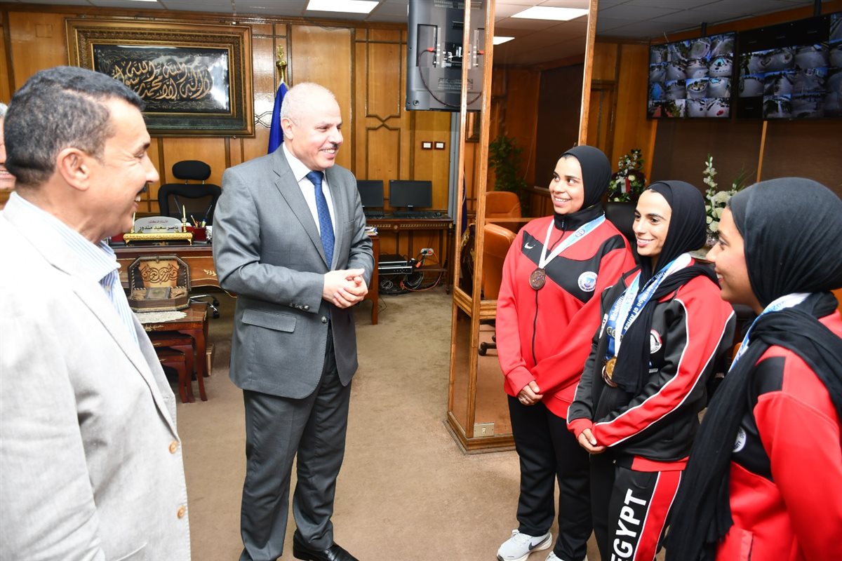 جانب من اللقاء، فيتو