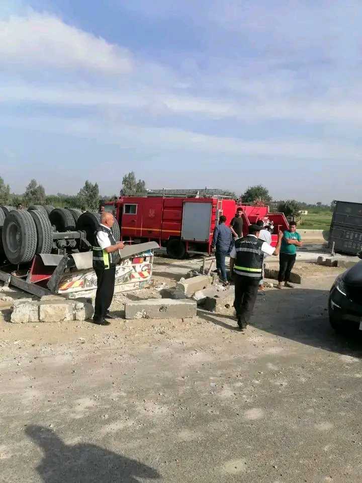  مصرع وإصابة 4أشخاص بحادث تصادم في الشرقية،فيتو