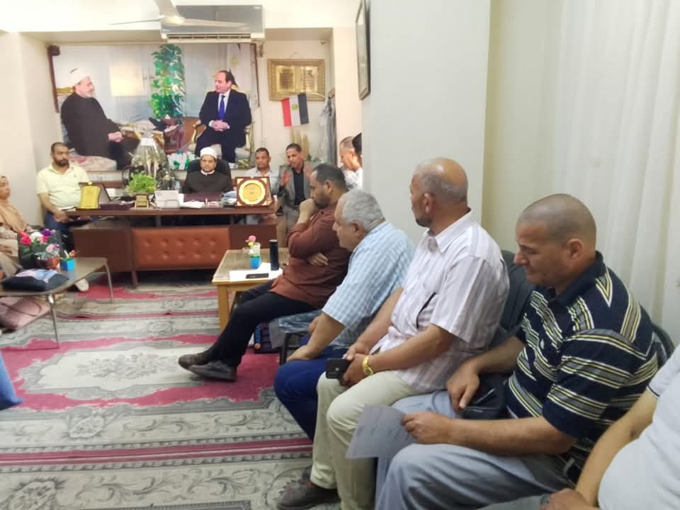 جانب من الاجتماع، فيتو