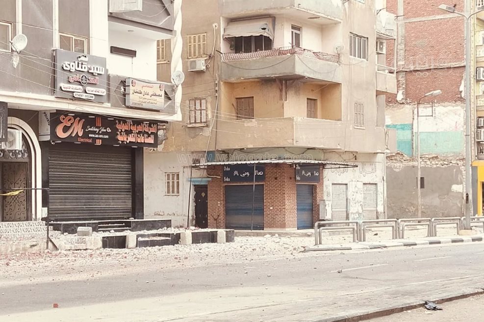 جانب من عملية الازالة،فيتو