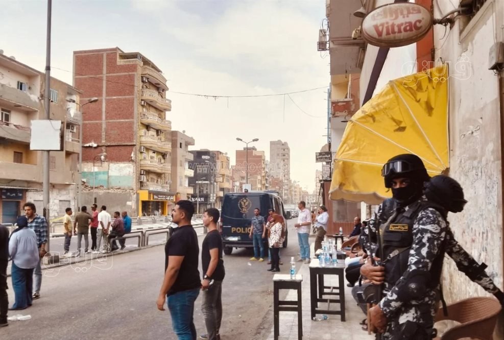 جانب من عملية الازالة،فيتو