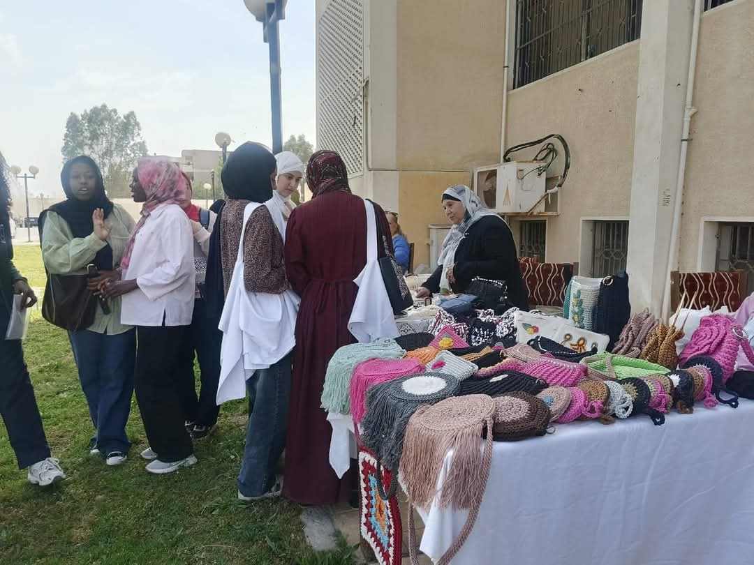 جانب من فعاليات المعرض، فيتو