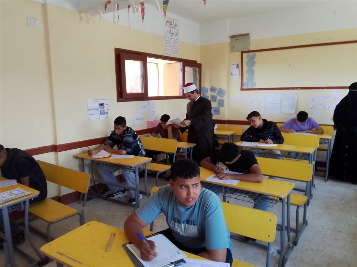 جانب من متابعة انطلاق الامتحانات، فيتو