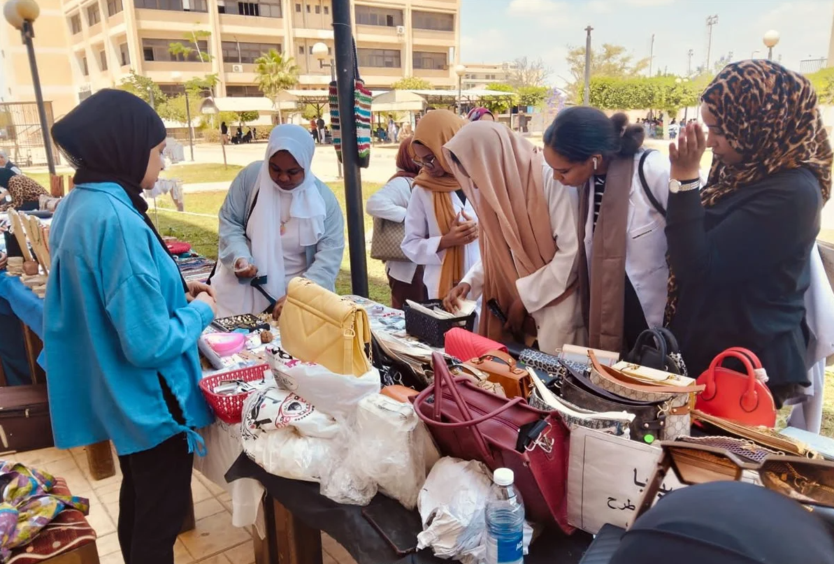 جانب من فعاليات المعرض، فيتو
