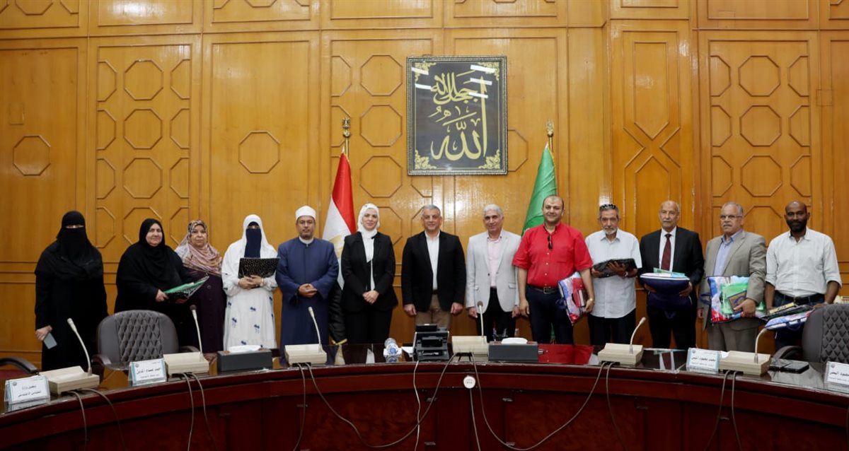 جانب من مراسم التسليم، فيتو