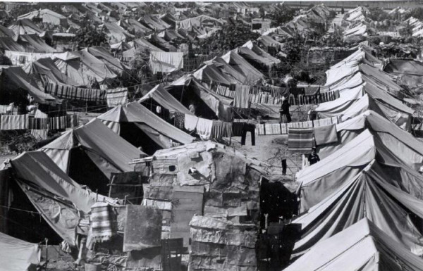 إخلاء القرى الفلسطينية من أهلها، فيتو