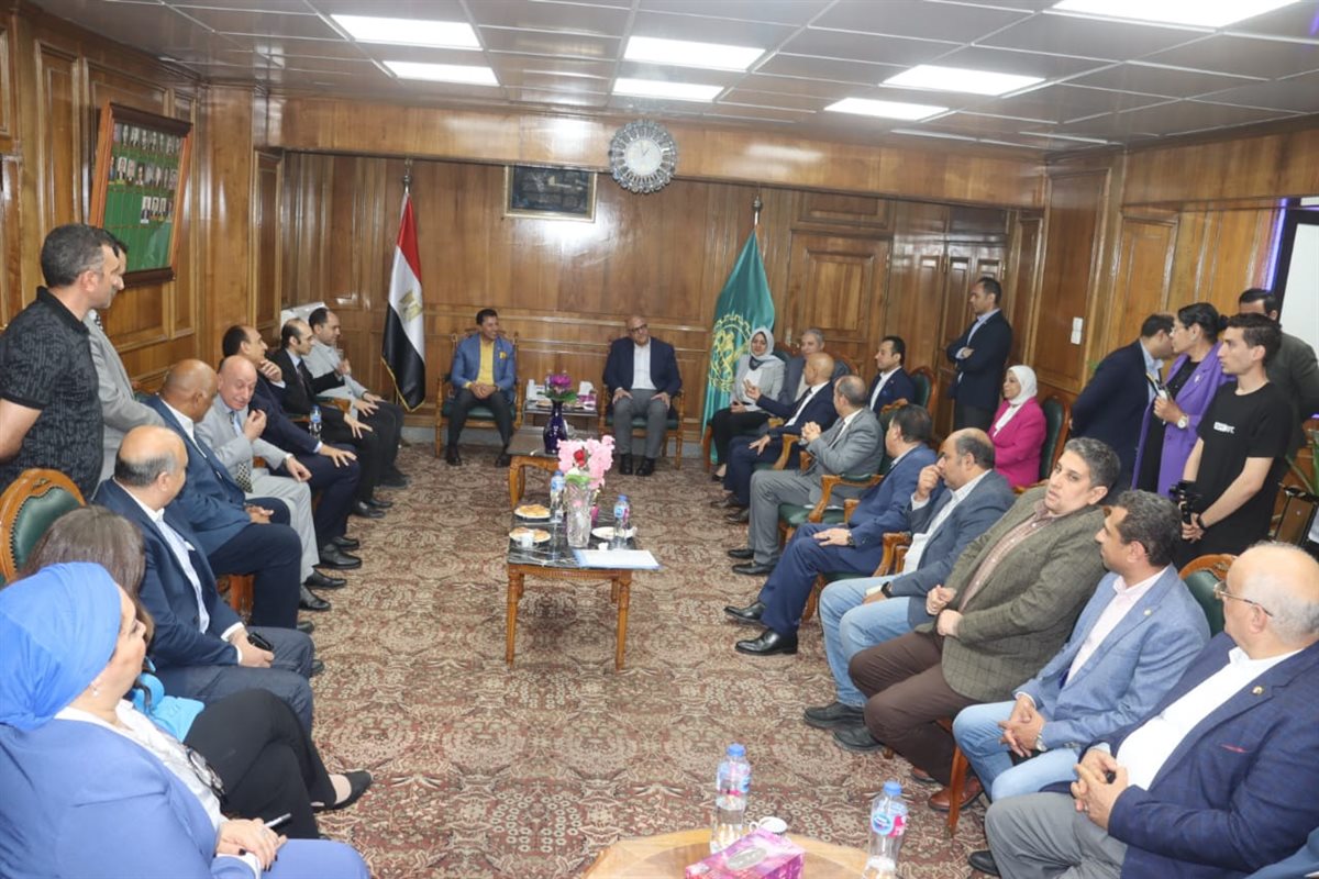 وزير الشباب والرياضة يصل القليوبية، فيتو