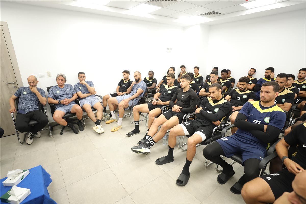 نصار يحفز لاعبي البنك قبل مواجهة الأهلي