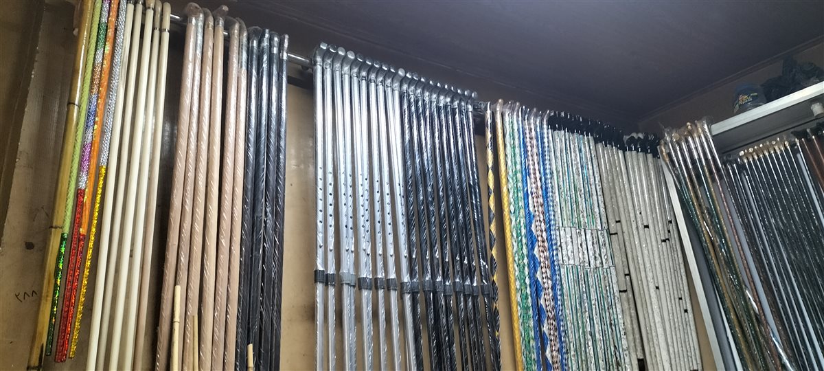 صناعة النبوت والعكاز