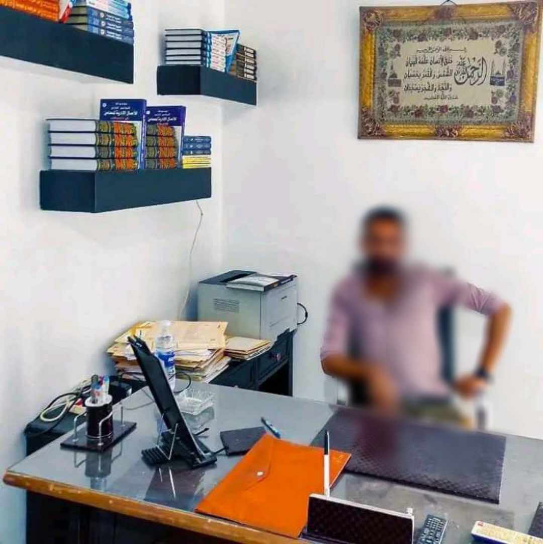 انا راحل..سامحوني..رسالة محامي قبل انهاء حياته داخل مكتبه،فيتو