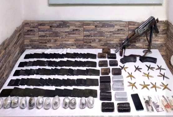 أسلحة نارية