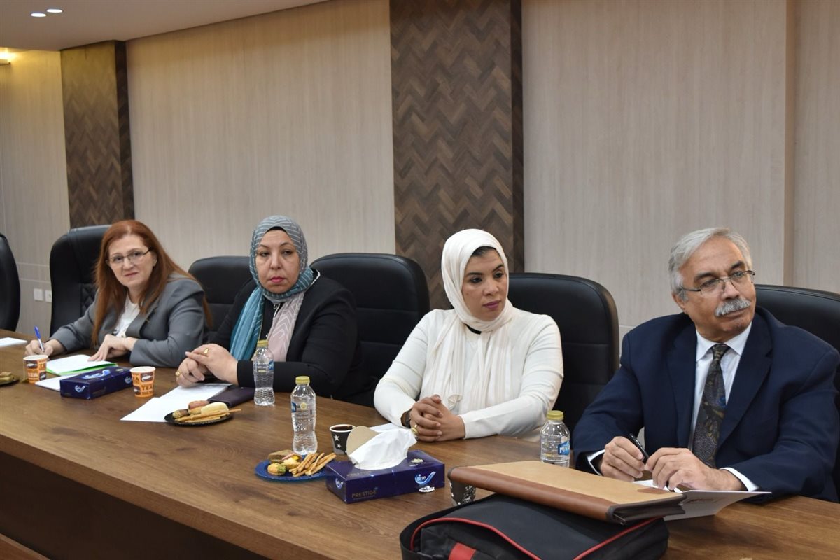 زيارة رئيس هيئة جودة التعليم لأكاديمية الفنون