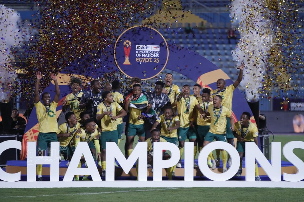 جنوب إفريقيا يفوز على المغرب بهدف ويتوج بطلا لأمم إفريقيا للشباب (10)
