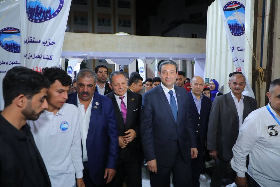 محافظ دمياط يحضر مسابقة المواهب