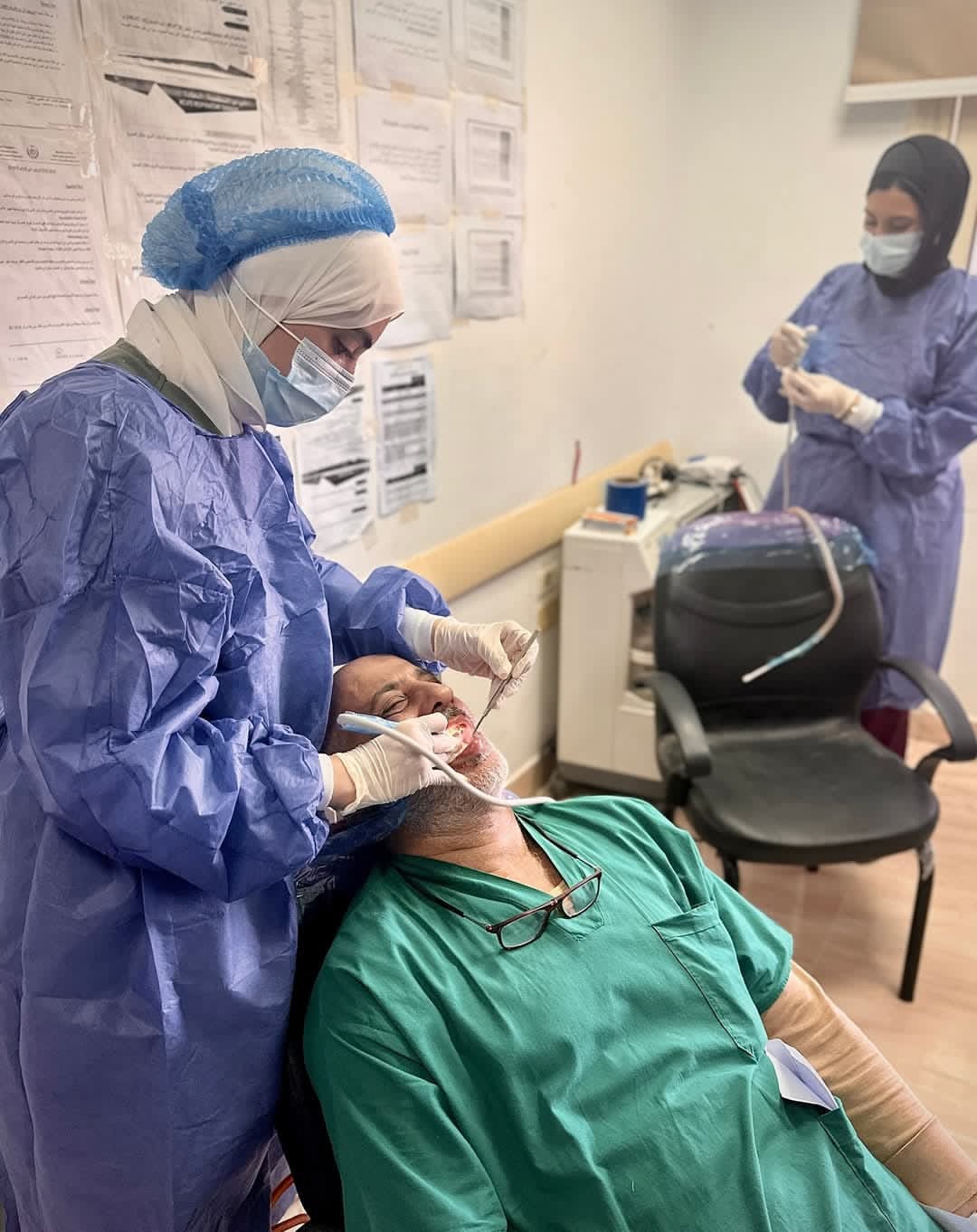 القوافل الطبية للجامعة البريطانية