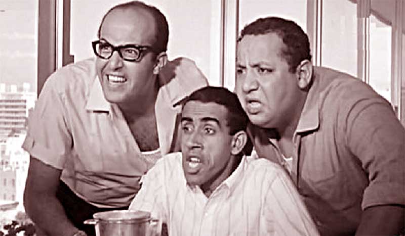 سمير وجورج والضيف اعضاء فرقة ثلاثى اضواء المسرح