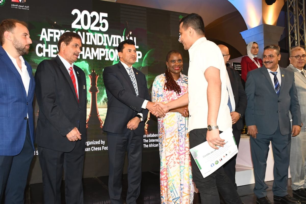 وزير الشباب والرياضة يشهد حفل ختام البطولة الأفريقية للشطرنج