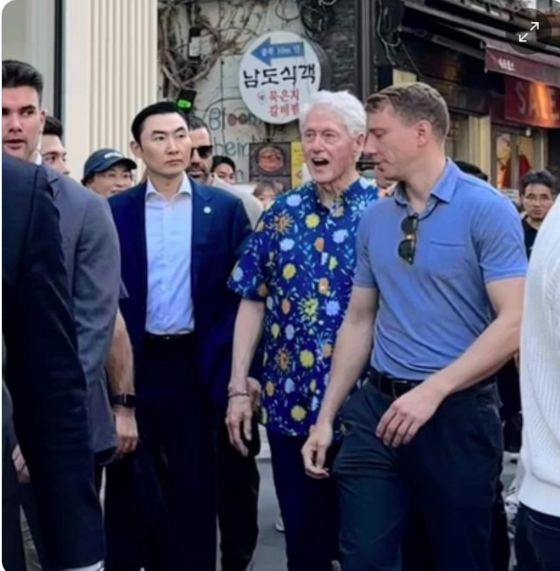 بيل كلينتون في كوريا الجنوبية، فيتو