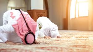 موعد أذان العشاء