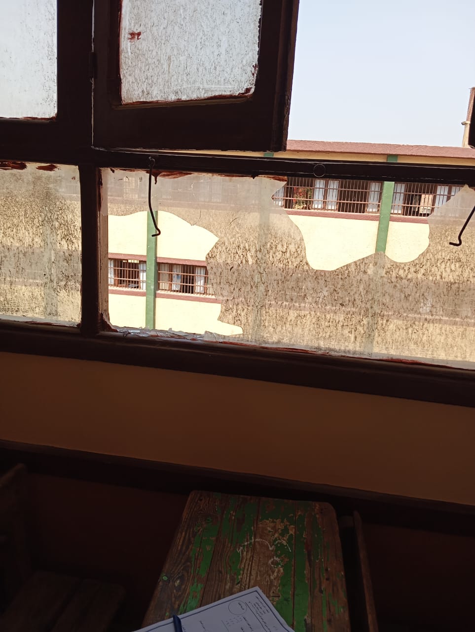 اثار التعدي على مدرسة ببني سويف