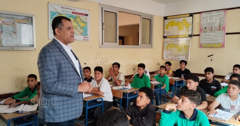 جولة تفقدية مفاجئة على عدد من لجان صفوف النقل بإدارة الزرقا التعليمية