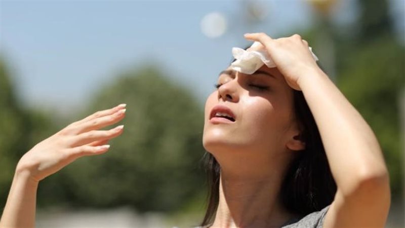 أعراض ضربة الشمس 