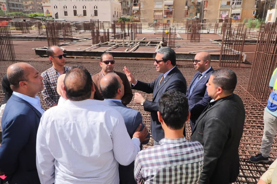 محافظ دمياط ونائب وزير الصحة يتفقدان مشروع تطوير مستشفى فارسكور المركزي