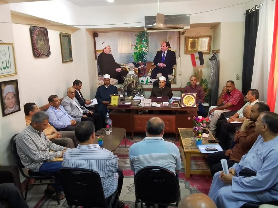 جانب من الاجتماع، فيتو