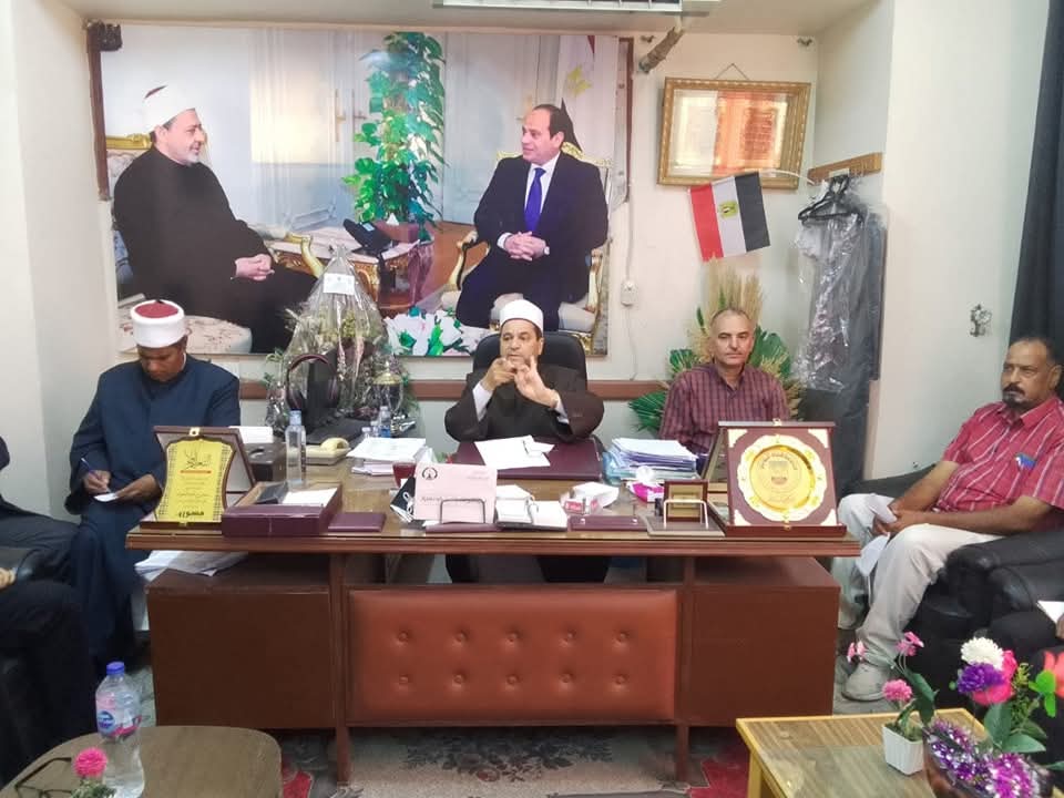 جانب من الاجتماع، فيتو