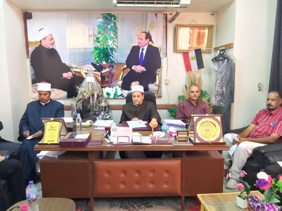 جانب من الاجتماع، فيتو