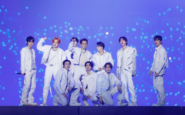 فرقة Treasure، فيتو