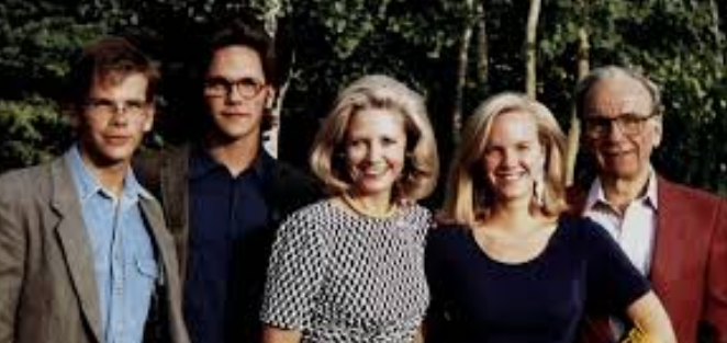 صراع عائلة روبرت مردوخ،فيتو