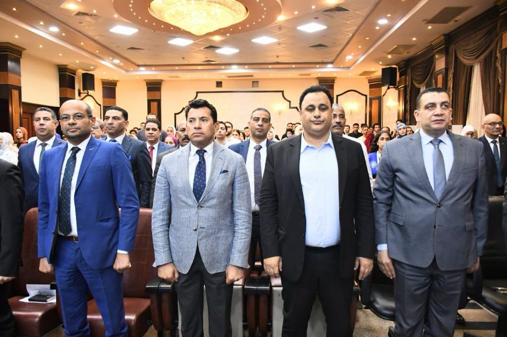 وزير الرياضة والشيخ يشهدان أولى فعاليات مبادرة البورصة للجميع